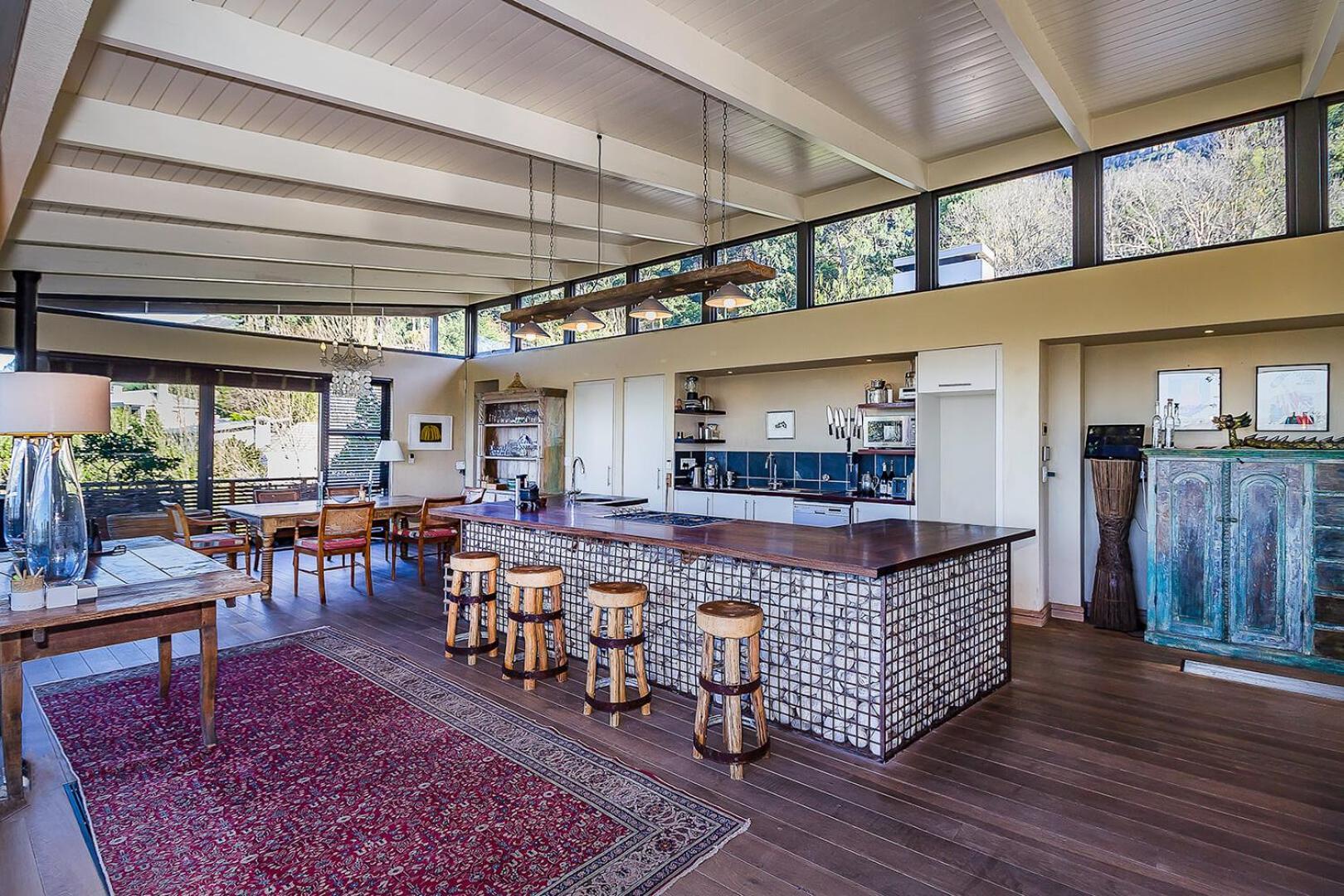 Table Mountain Villa